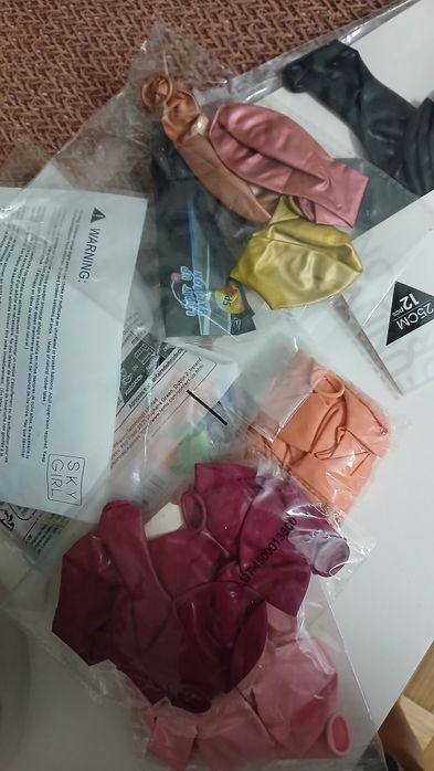 Lote de Balões Variados para Decoração / Festas (Cerca de 200 un.)