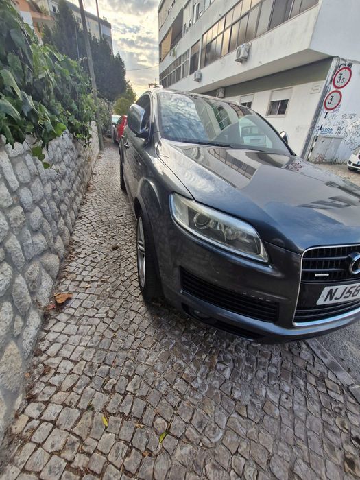 Vende-se Audi Q7 TDI