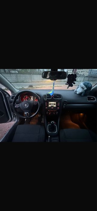 volkswagen golf 2011