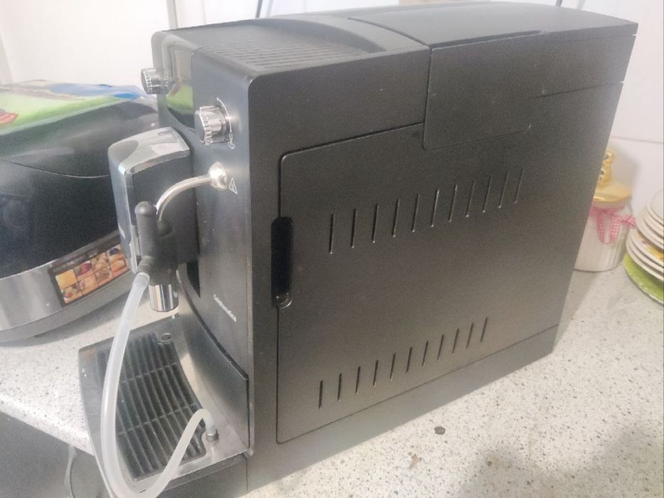 Кавомашина Nivona 660.