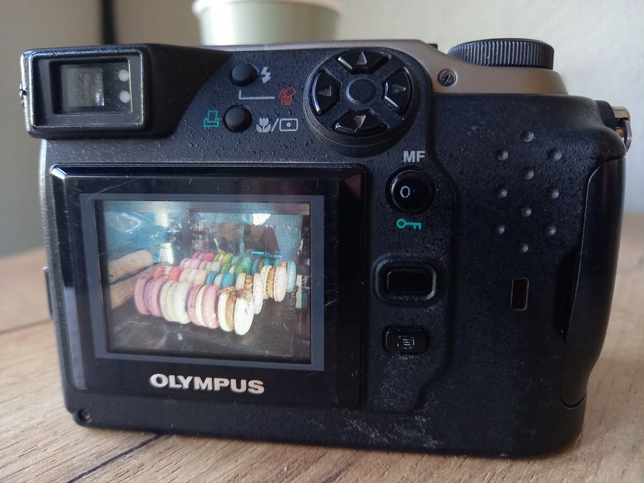 Olympus C-3000 цифровий фотоапарат