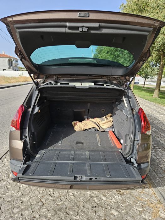 Peugeot 3008 Hybrid4 12/2013