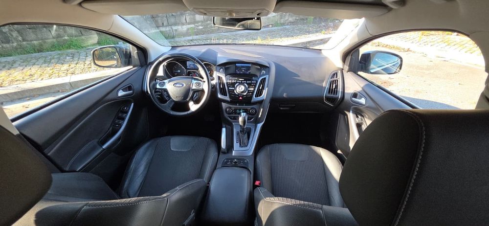 Ford Focus SW — fotografia 8
