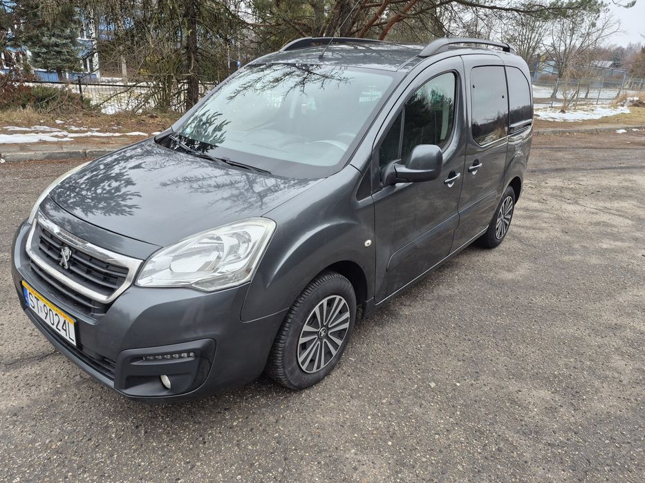 Peugeot Partner 1.6hdi  5osobowy 2017r
