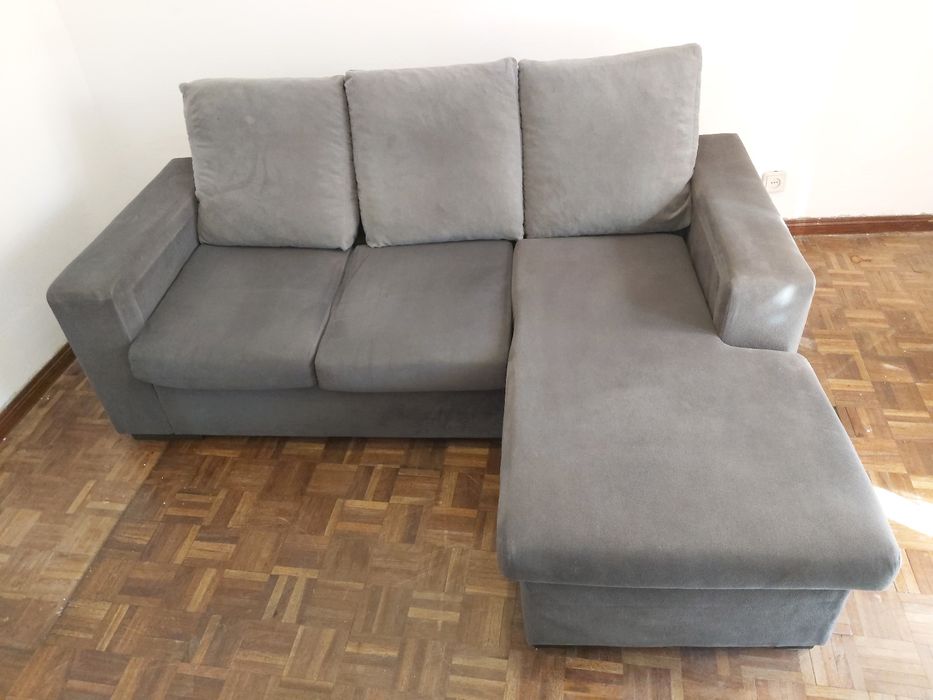Sofá com chaise longue