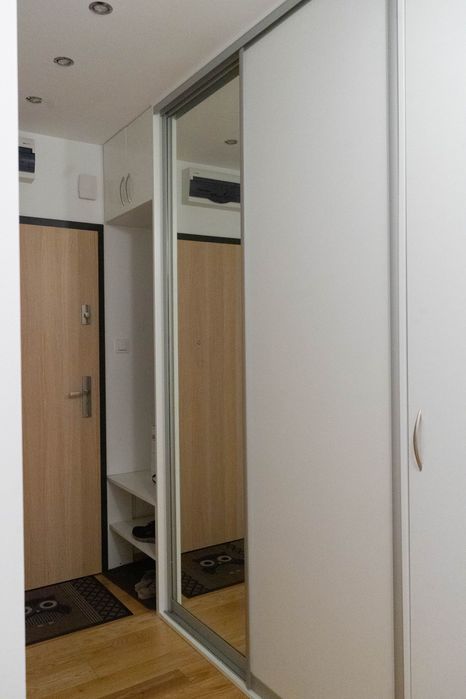 Pokój z balkonem, 18m2 do wynajęcia blisko UM – ul. Chodźki