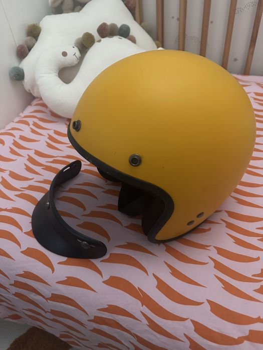 Capacete Roeg Amarelo