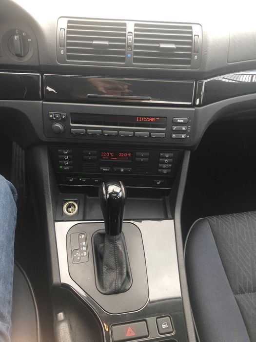 BMW 525d ano 2002 todo ele em muito bom estado e com poucos Km