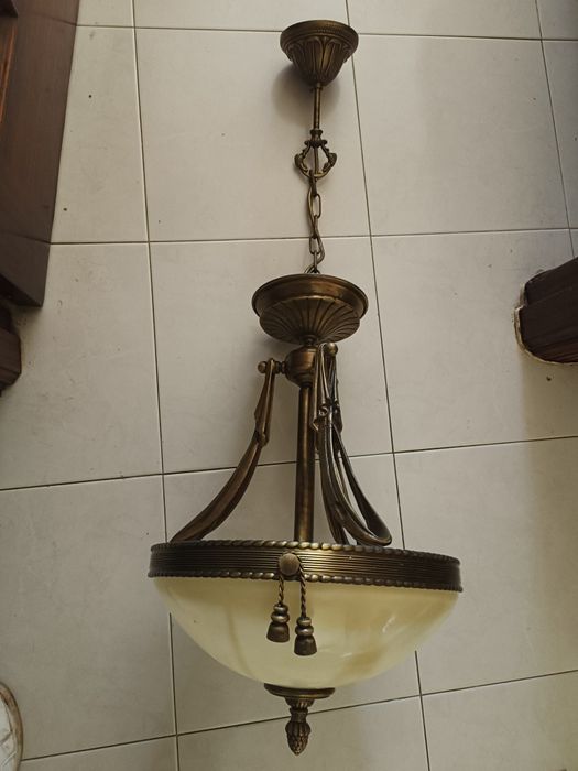 Vendo candeeiro em metal