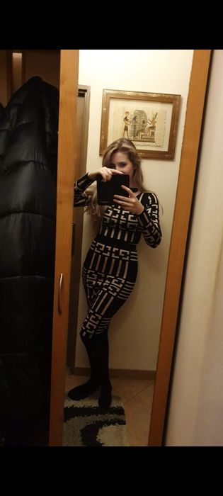 Komplet sweterkowy - bluzka i spódnica