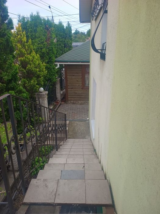 Здається приміщення в районі  Будинку Культури