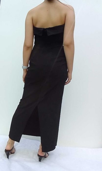 NA-KD NOWA długa czarna elegancka sukienka z odkrytymi ramionami 38 M