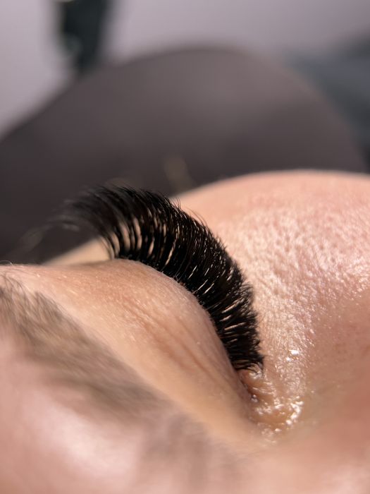 Перманент Львів Нарощення вій Голівуд