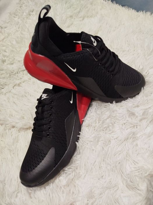 Nowe sportowe buty męskie