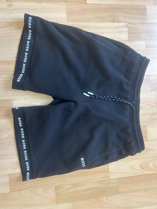 Спортивні шорти BOSS