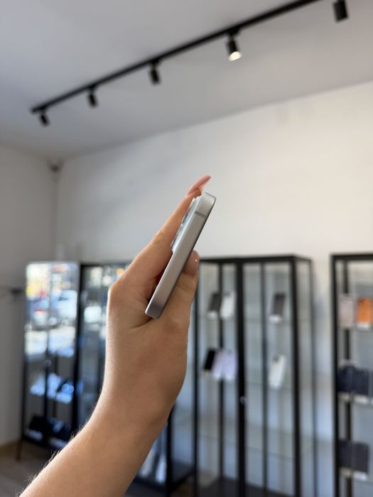 Telefon iPhone 15 128GB Biały Apple Gwarancja iTrade