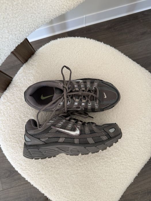 brazowe szare buty sportowe Nike P-6000 36