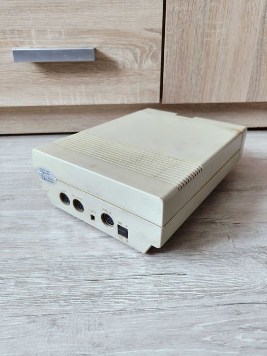 Commodore 1541 - II Disk Drive - stacja dysków. Sprawna i przetestowana.