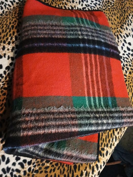 Koc wełniany 130/185 w kratę