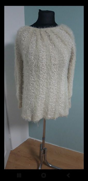 Kudłaty sweter M L