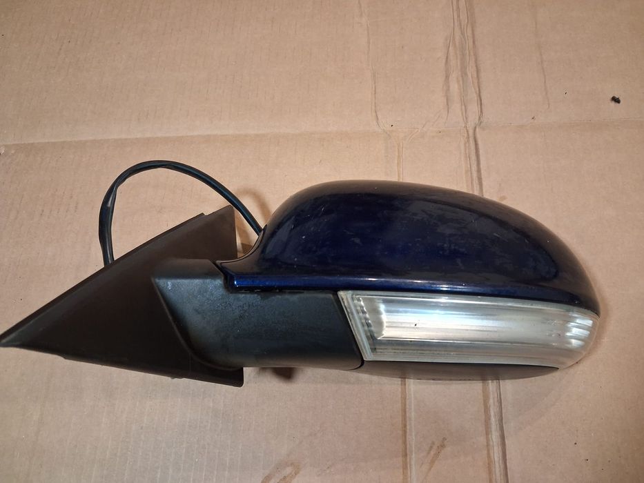 Lusterko PASSAT B5 LIFT 7 PIN lewe nieuszkodzone OE