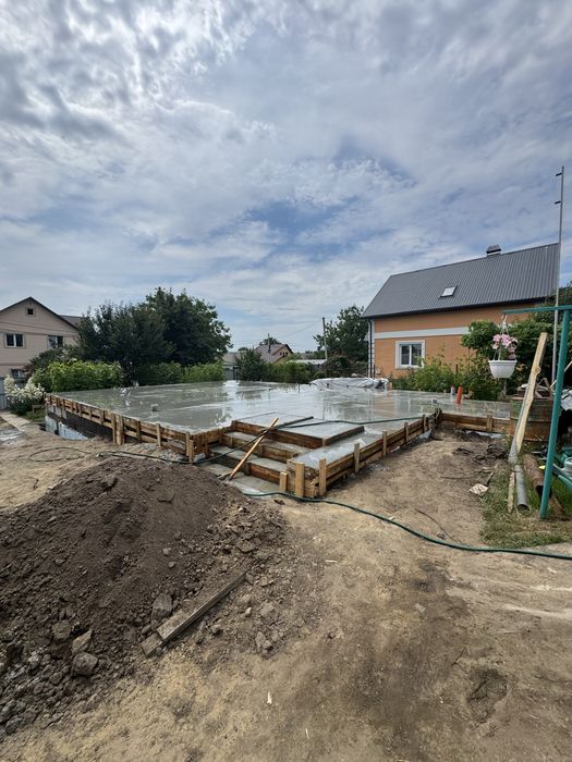 Будівництво будинків по програмі Є-Відновлення