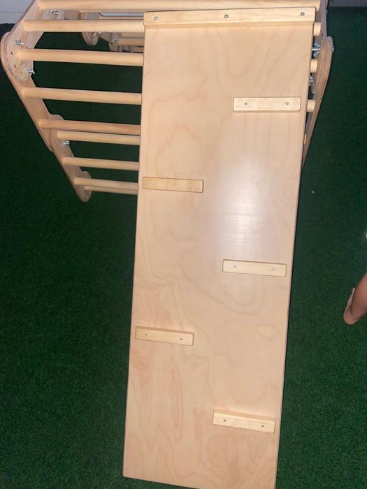 Para venda triângulo de Pikler mais rampa