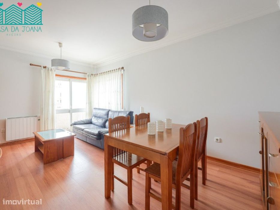 Apartamento T2 com Lugar de Garagem em Esgueira