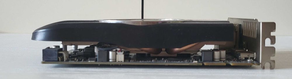 Видеокарта SAPPHIRE Radeon HD5770 1GB GDDR5; PCIE; DVI-I/HDMI/DP