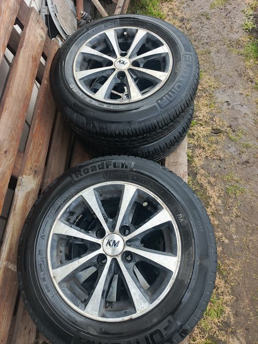 Продам диски з резиною 175*70 R13