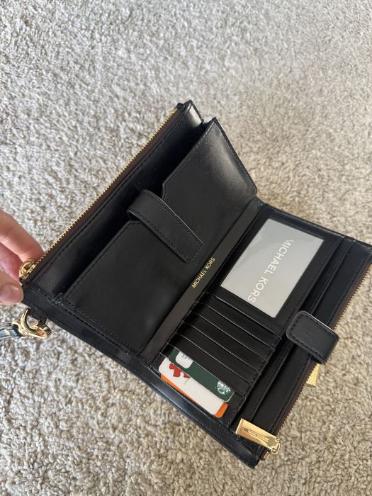 Michael Kors Jet Set double Zip Wristlet