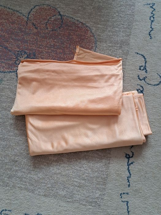 Materiał zasłony 2 części po 140x260