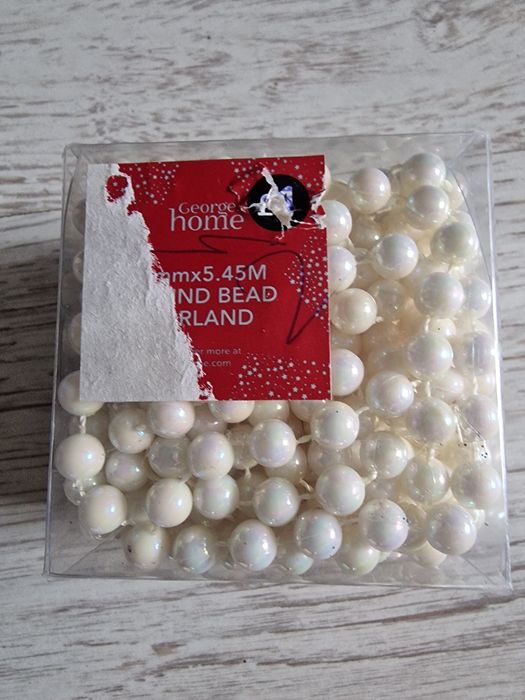 Sznur perłowy na choinke home