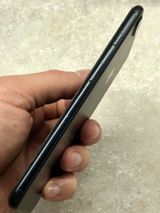 Iphone 7+ plus 32гБ чорний