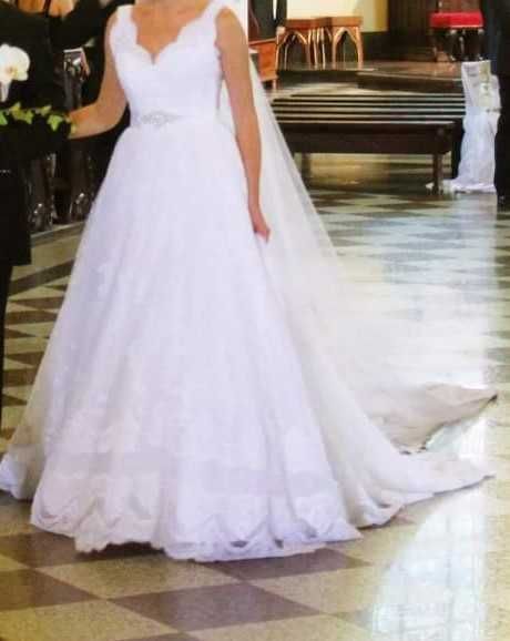 Suknia ślubna marki Pronovias