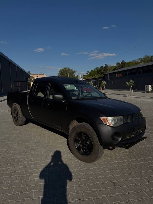 Продам Mitsubishi L200