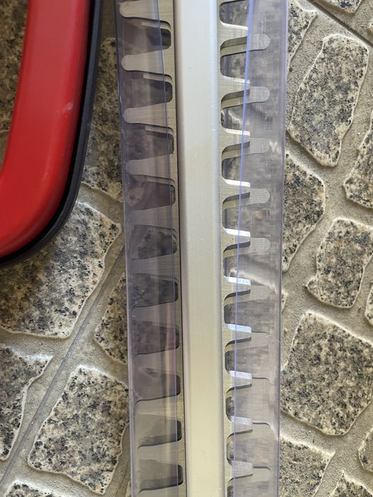 Maquina cortar sebes