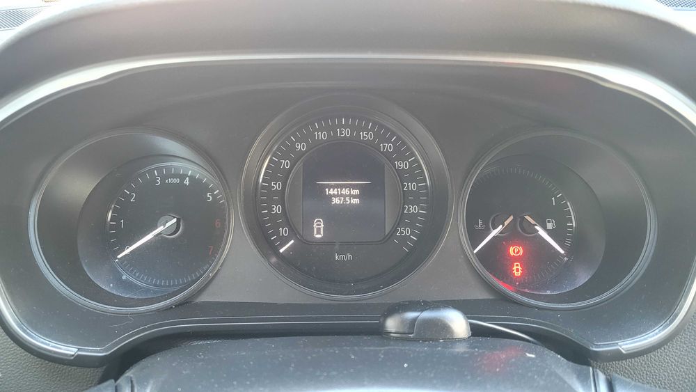 Renault megane IV 2016- na części kod koloru TERDE