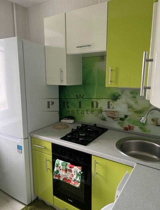 **Продаж однокімнатної квартири з євроремонтом, Дніпровський район