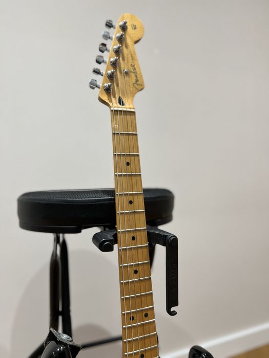 fender stratocaster mexico - Купить электрогитары - Цена на OLX.ua