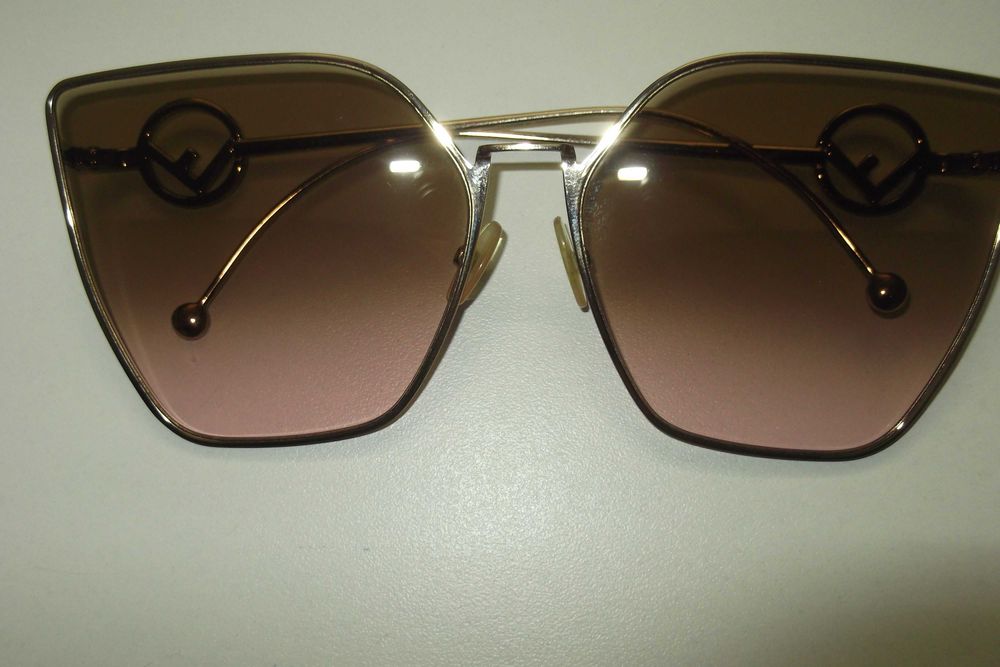 óculos de sol Fendi First Crystal