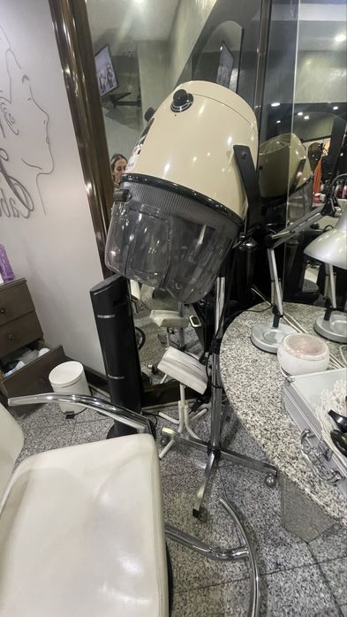 Secador de pe de cabelo