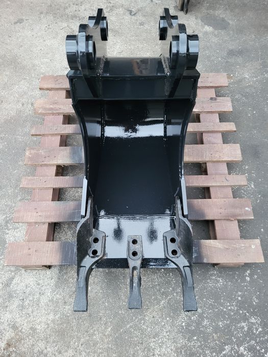 Łyżka kopiąca 30cm pod ramię koparki koparko-ładowarki CAT