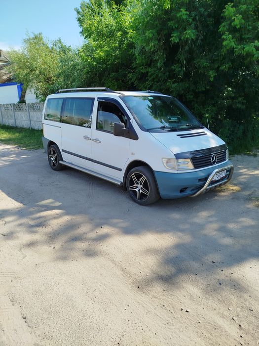 Мерседес Вито на повном ходу