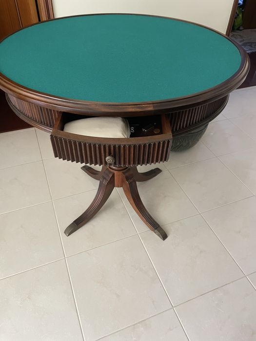 Mesa de madeira nogueira de jogos tampo reversivel