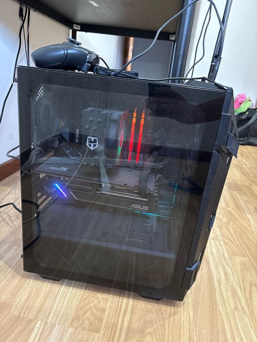 PC Gamer com comandos