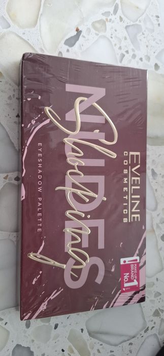 Eveline Paleta Cieni Shocking Nudes