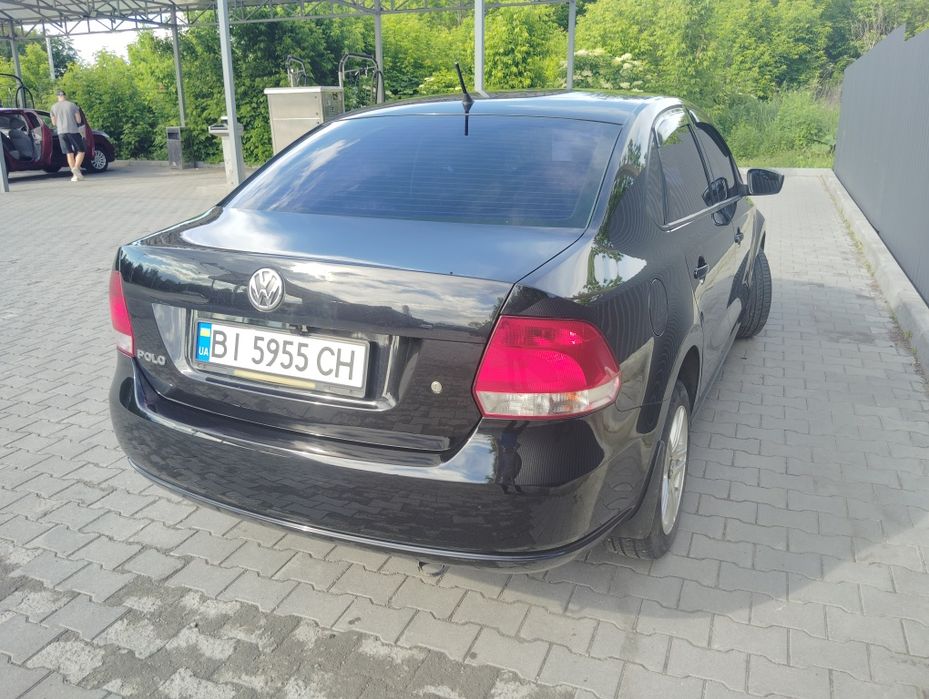 Volkswagen Polo sedan