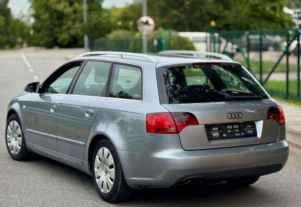 Ауді А4 у гарному стані