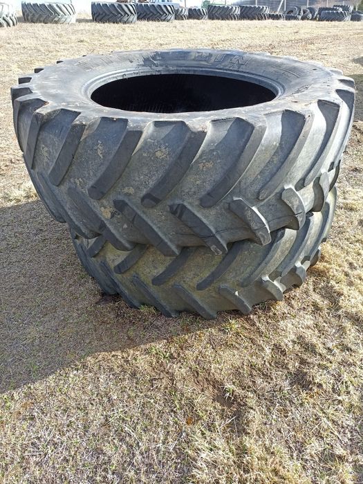650/65 R - 42 Michelin X M 108  2sztuki opony opona